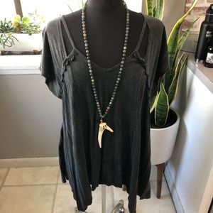 Distressed Acid Wash Sharkbite Tunic 1X by Fabrik